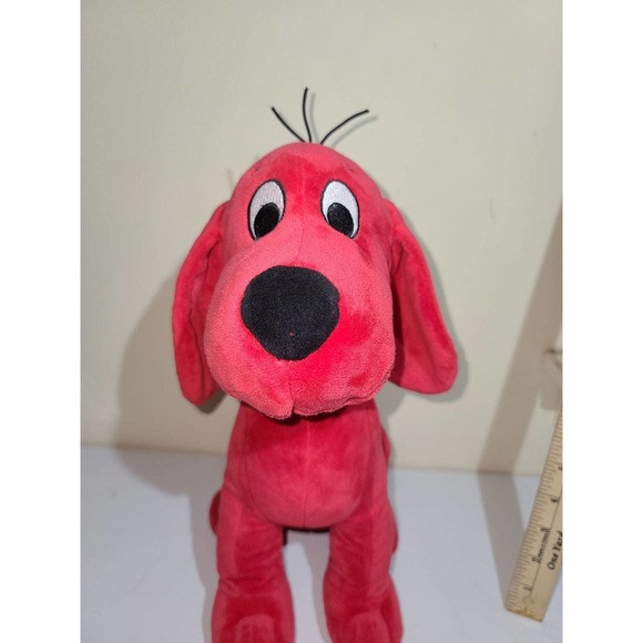 Clifford The Big Red Dog Big Plush - Picture 4 of 8